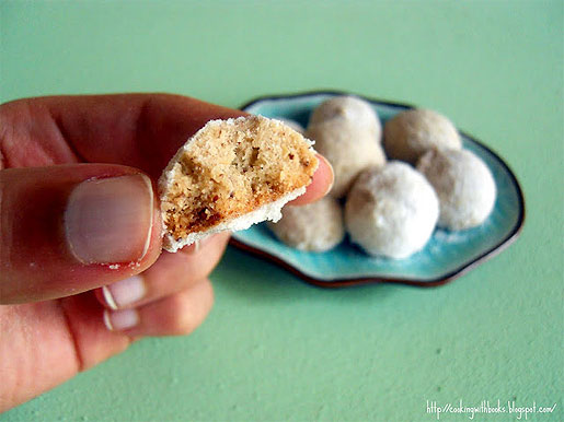 Nutty Mexican Wedding Cookies