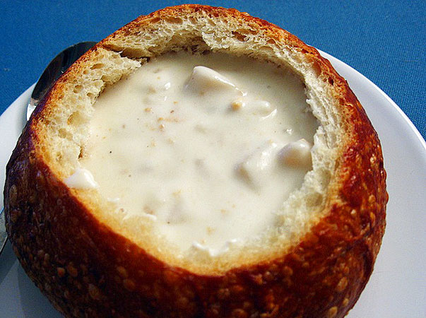 New-England-Clam-Chowder from thecomfortofcooking.com