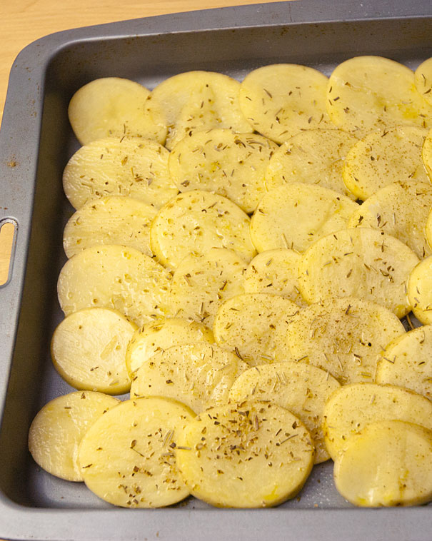 How to make herbed potatoes